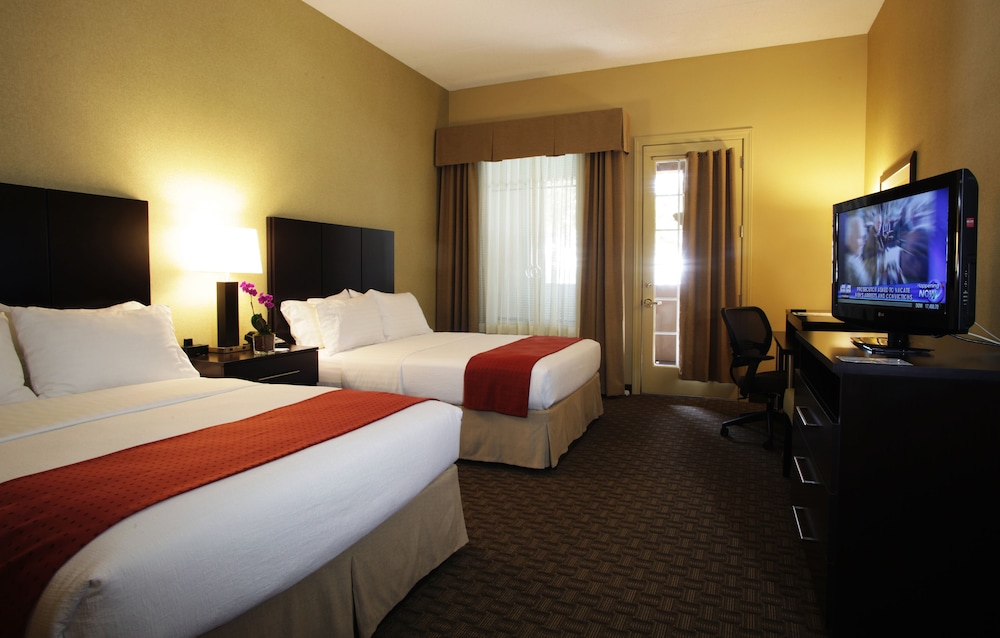 Holiday Inn Phoenix Chandler by IHG - photo 6