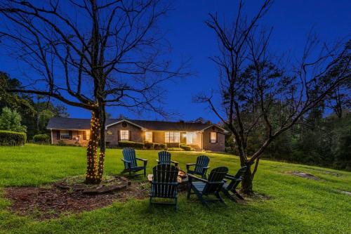 World Cup Private Estate Sleeps 16 — Conyers