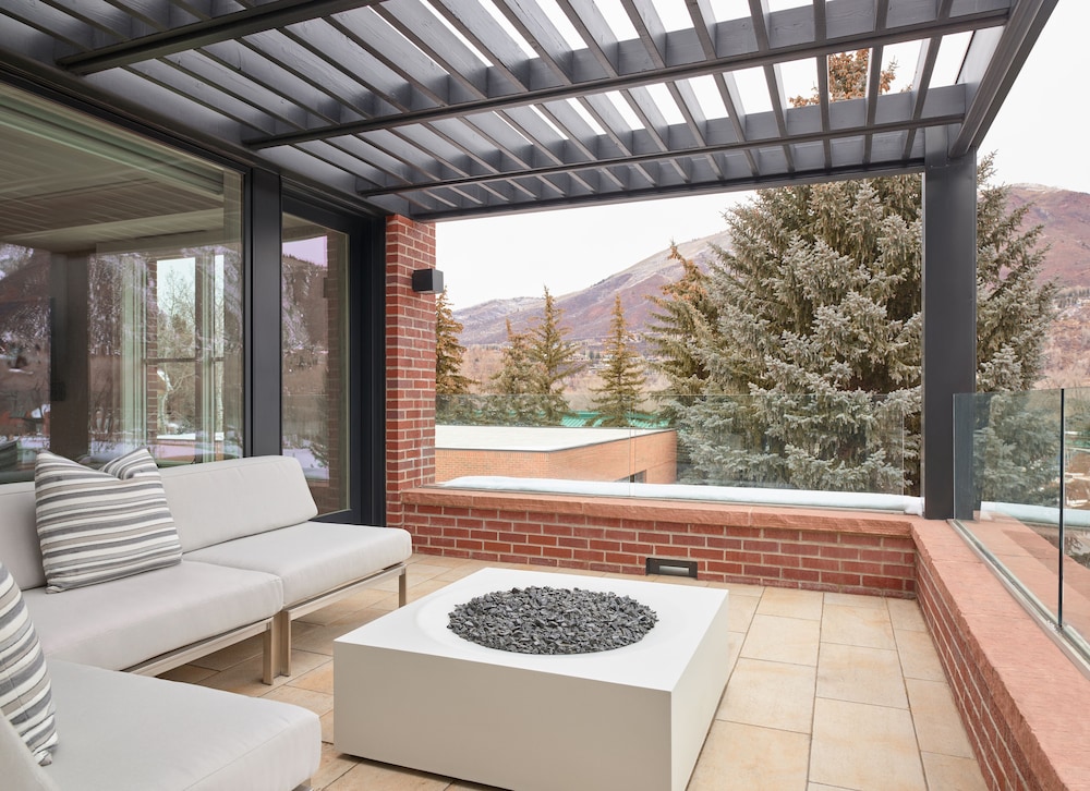 Hotel Jerome Auberge Collection - photo 31
