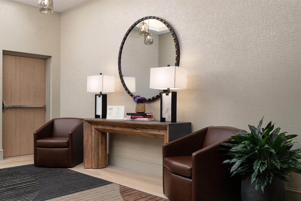Hilton Garden Inn Greenville University Area - photo 8