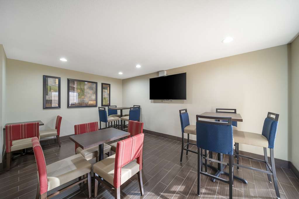 Comfort Suites Red Bluff near I 5 - photo 36