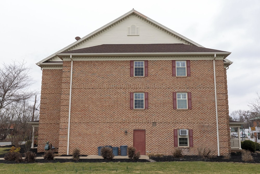 Selinsgrove Inn - photo 189