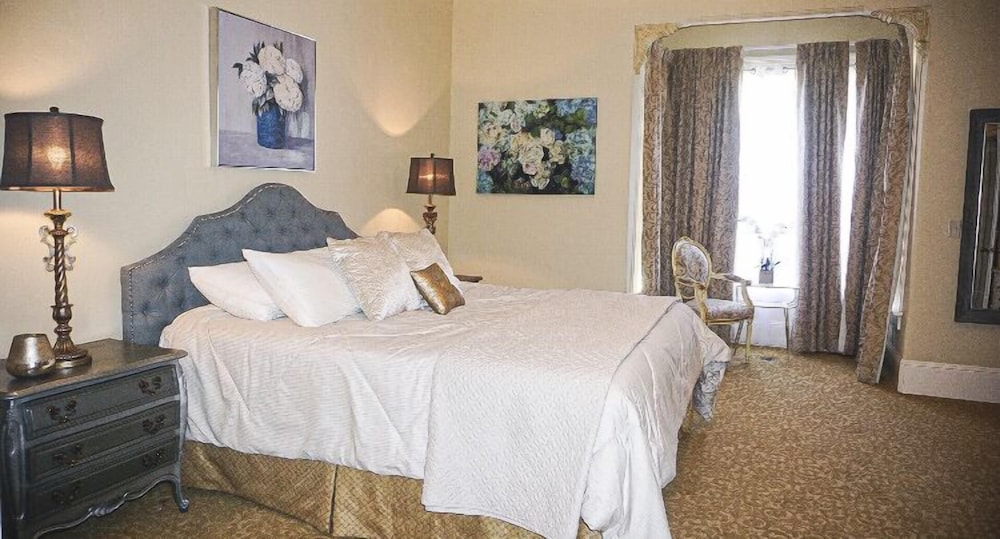 River Rd. Mansion - photo 23