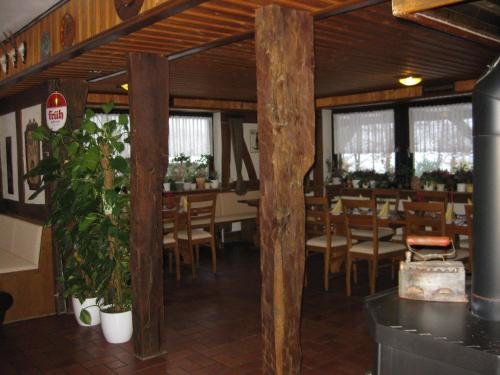 Dreikausens Landgasthaus Wildhof — hotel in Langgons