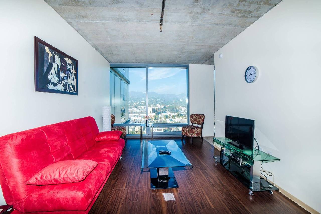 Hollywood Panorama Suites - photo 16
