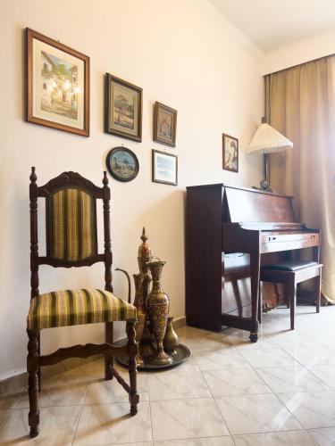 Homevision Spacious and Warm Very Central — 4-Star Luxury Hotel in Thessaloniki, Greece