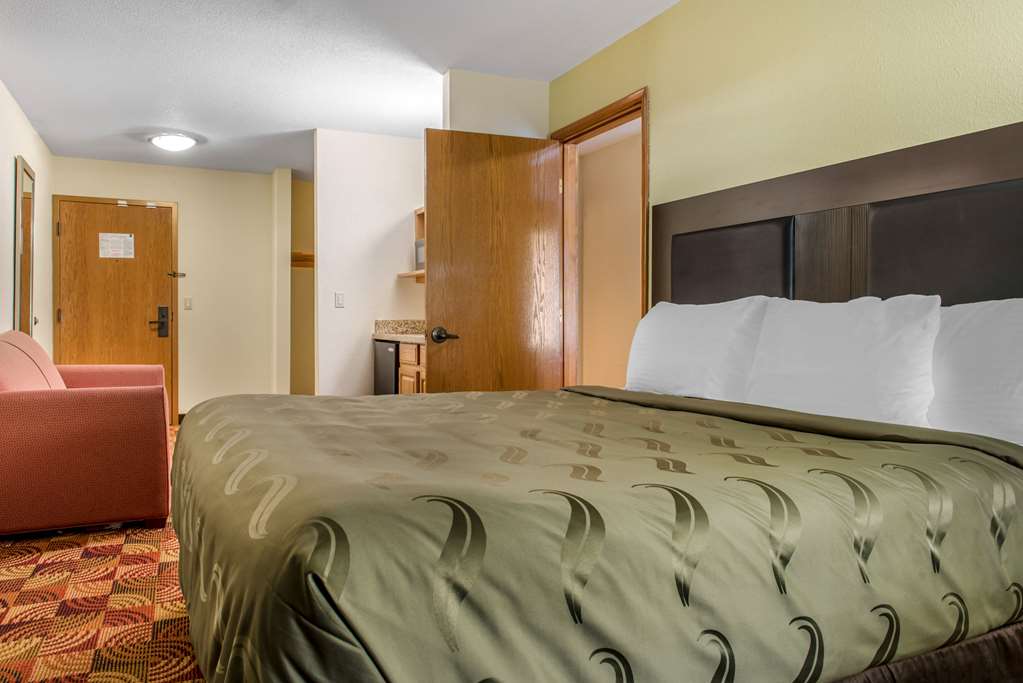 Quality Inn Bloomington near University - photo 28