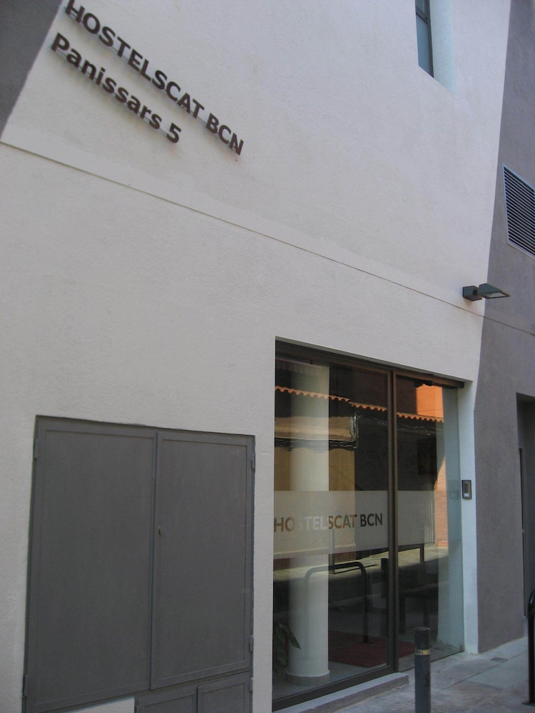 Hostelscat - carbon neutral hotel in Barcelona