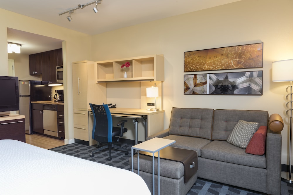 TownePlace Suites by Marriott Joliet South - photo 12
