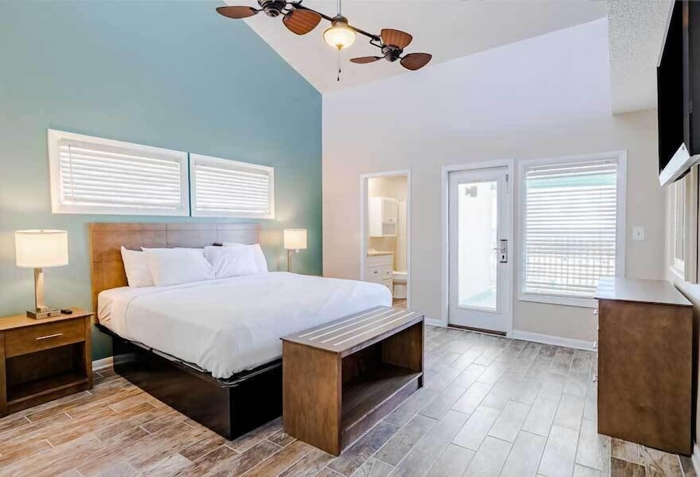 Sandpiper Beacon Beach Resort - photo 125