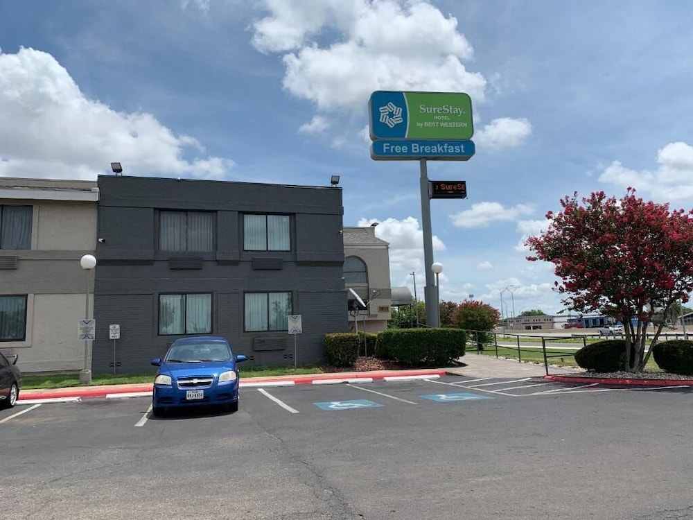 SureStay Hotel by Best Western San Antonio Northeast - photo 44