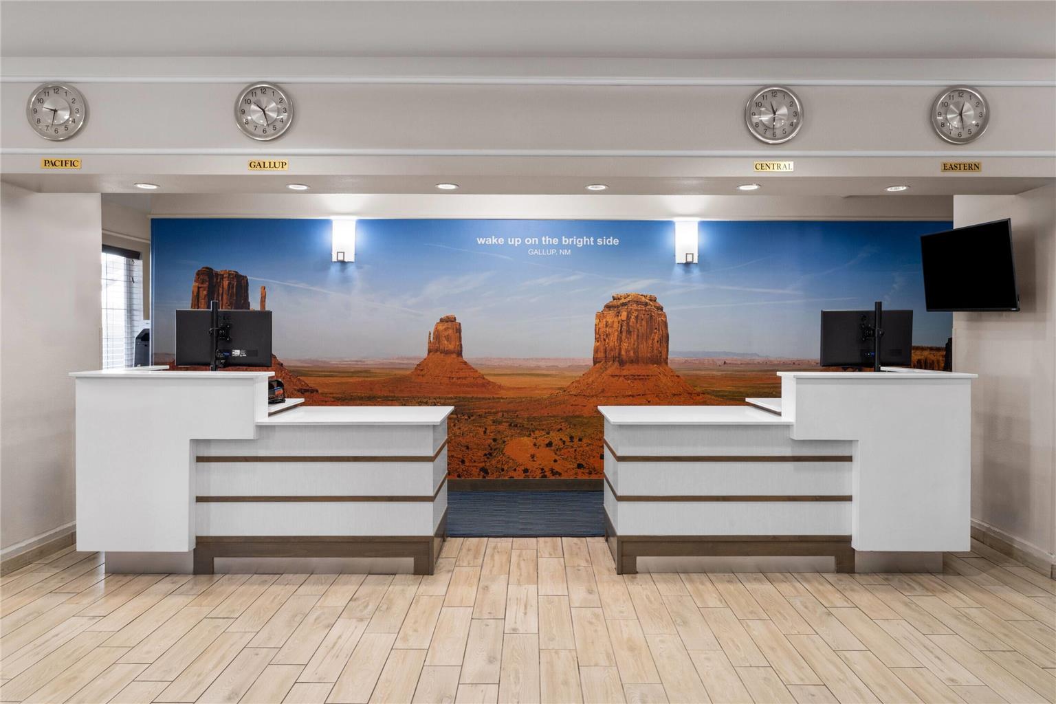 La Quinta Inn & Suites by Wyndham Gallup - photo 9