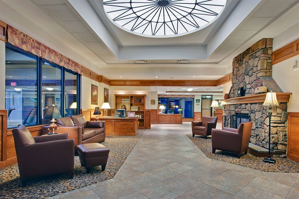 Holiday Inn Burlington - photo 11