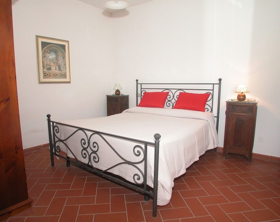 Case Vacanza Serre Di Parrano — Nocera Umbra