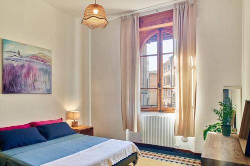 Casa Rebecca Piazza del Campo Netflix Wifi — 4-Star Luxury Hotel in Siena, Italy