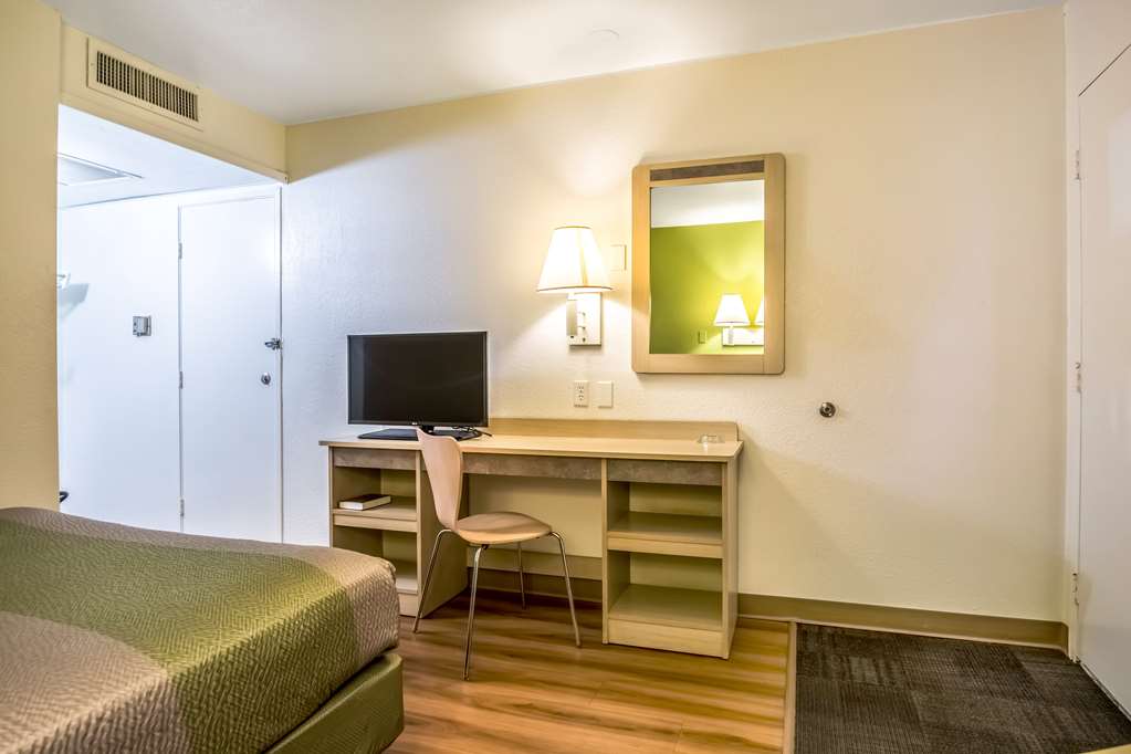 Motel 6 Pueblo CO I 25 - photo 21