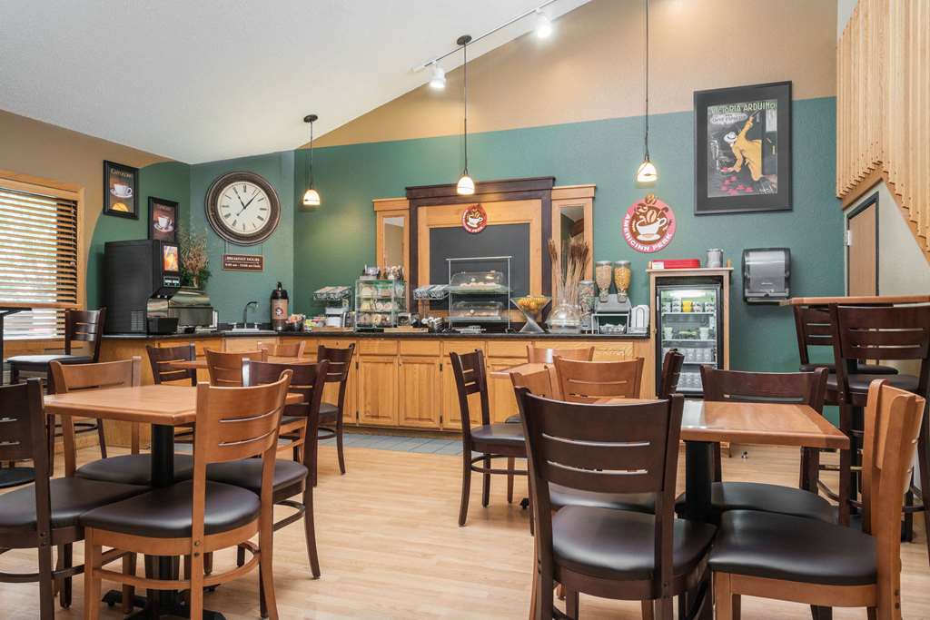 AmericInn by Wyndham Detroit Lakes - photo 69