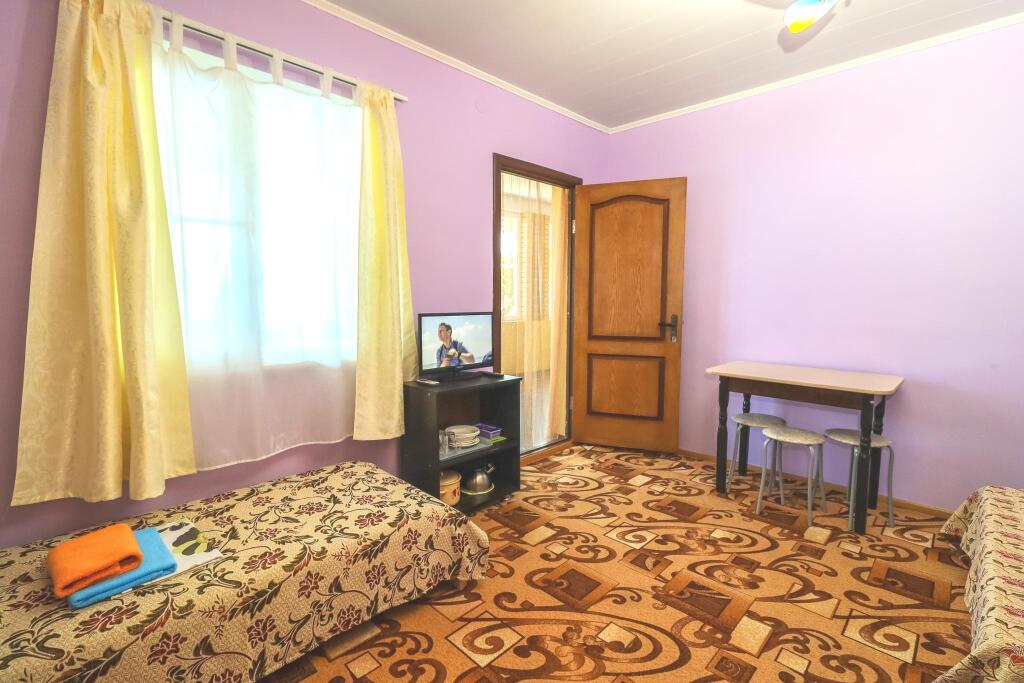 Lavrio Hotel — Kuchugury — photo 5