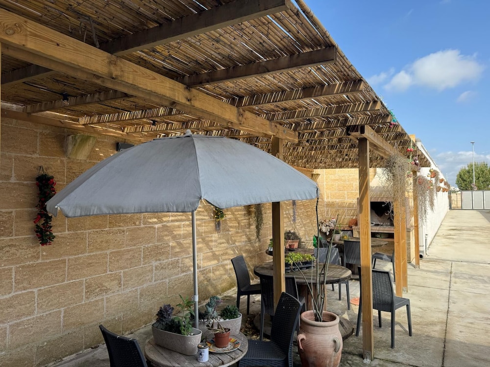 Dear Mary B&B — 4-Star Luxury Hotel in San Cesario Di Lecce, Italy