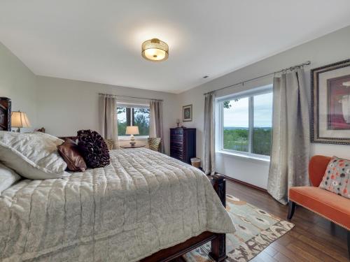 Harbor View Getaway - photo 7