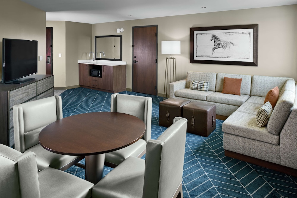 The Bevy Hotel Boerne a DoubleTree by Hilton - photo 11