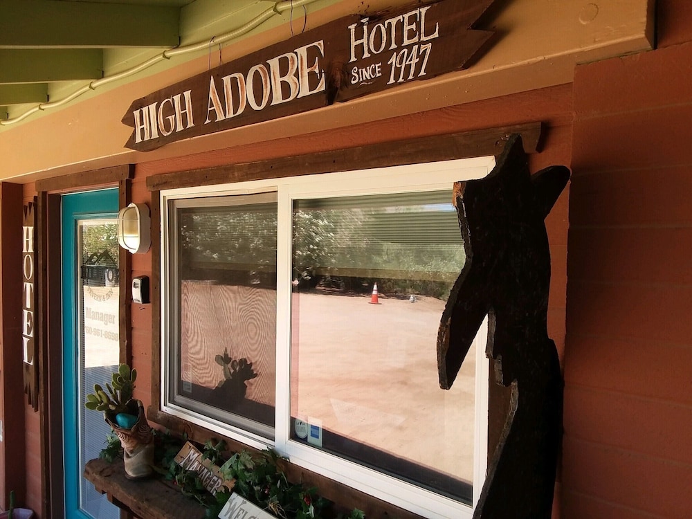 Hilltop Tavern & Inn - featured photo