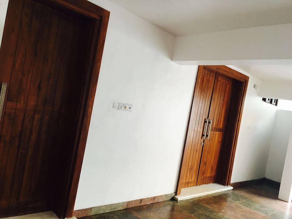 White Avenue - carbon neutral hotel in Colombo