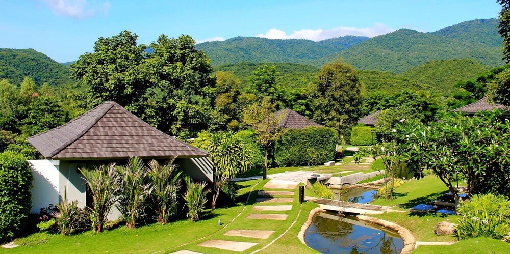 Ashcarya Boutique Resort — 4-Star Luxury Hotel in Suan Phueng, Thailand