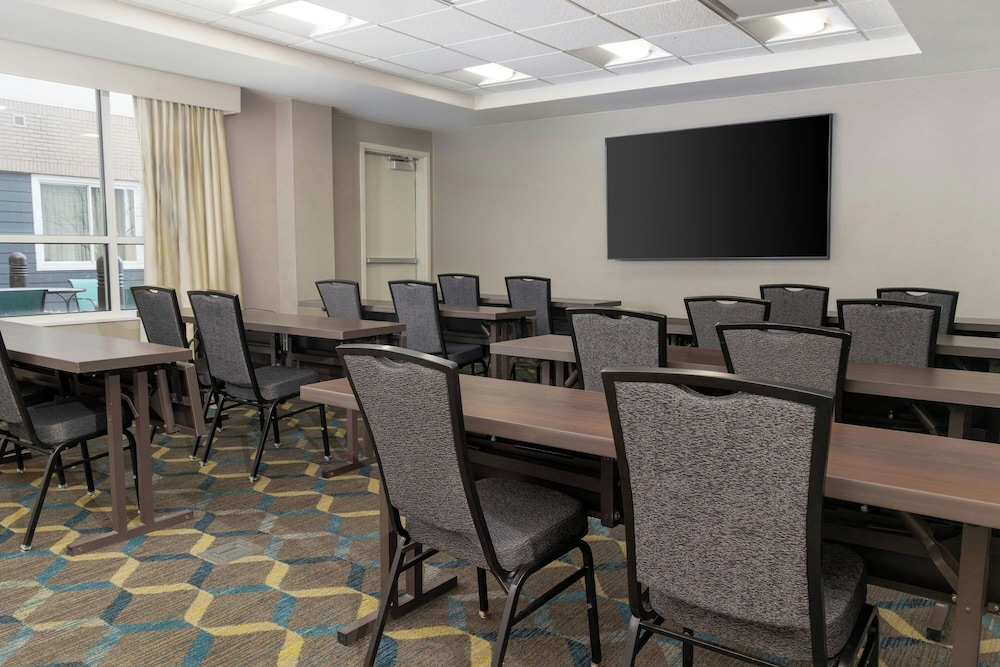 Residence Inn by Marriott Denver Central Park - photo 40