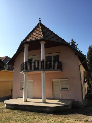 Apartment Altorjai — 4-Star Luxury Hotel in Fonyod, Hungary