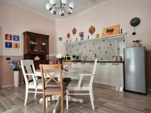Casasofi — 4-Star Luxury Hotel in Naples, Italy