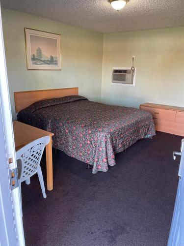 Ramona Motel - carbon neutral hotel in Hemet