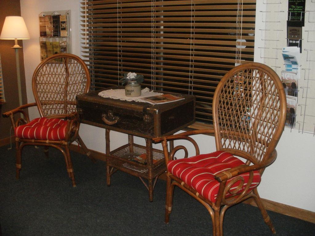 Valley Vista Inn - photo 10
