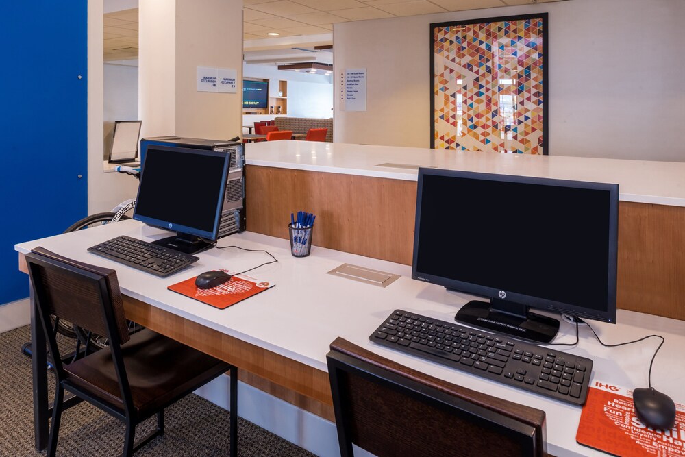 Holiday Inn Express Sierra Vista by IHG - photo 56