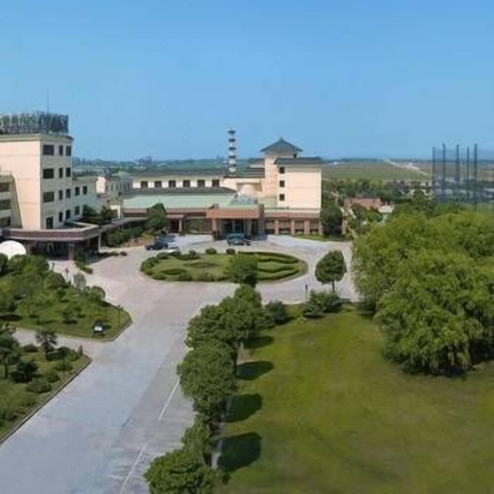 Shuntian Bibo Resort — 4-Star Luxury Hotel in Wuxi, People's Republic of China