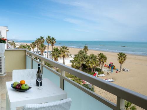 Apartment Mar di Roseto by Interhome — 4-Star Luxury Hotel in Roseto Degli Abruzzi, Italy