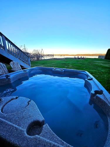 Piermont Waterfront Villa with Hot Tub — 4-Star Luxury Hotel in Piermont, United States