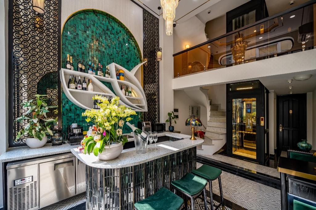 White Lotus Boutique Hotel Ho Chi Minh — 4-Star Luxury Hotel in Ho Chi Minh City, Vietnam