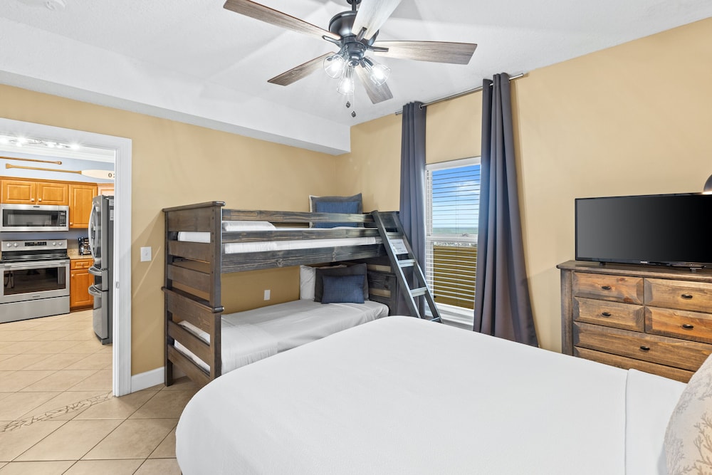 Emerald Isle Beach Resort by Panhandle Getaways - photo 11