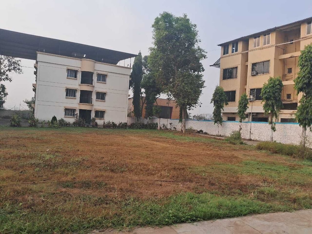 Hotel Sarika — hotel in Murbad