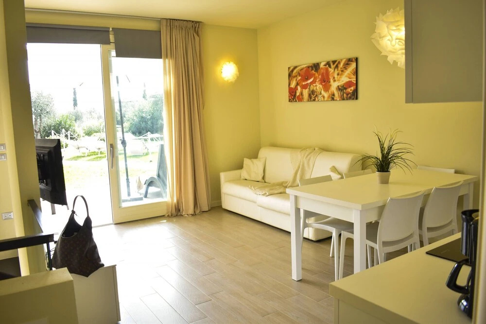 Little Paradise Il Girasole Rebomaholidays Toscolano Maderno in Toscolano Maderno, Italy