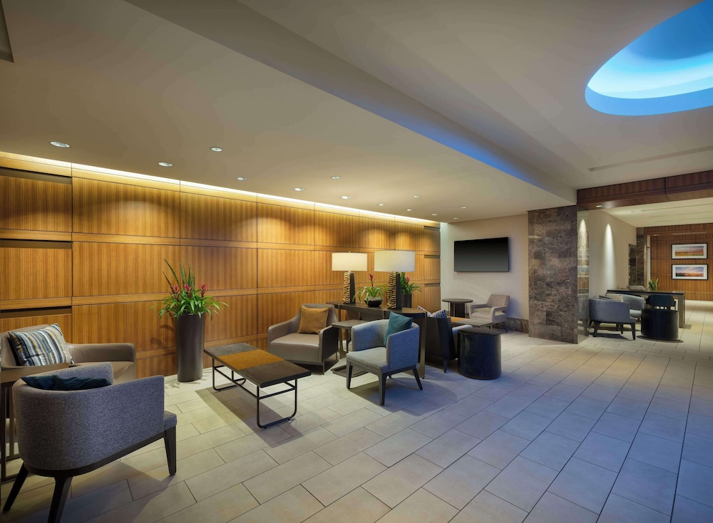 Hilton Indianapolis Hotel & Suites - photo 4