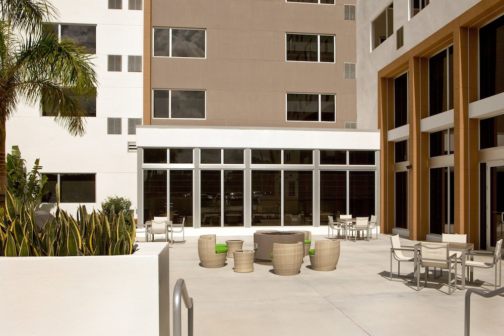 Element Miami Doral - photo 48