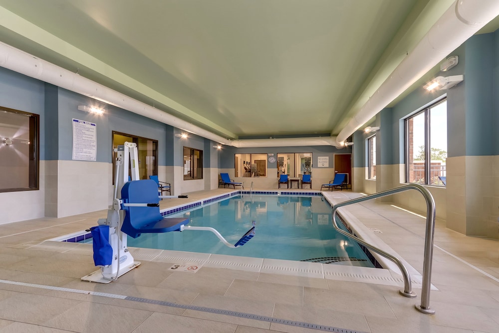 Holiday Inn Express Wilmington Porters Neck - photo 30