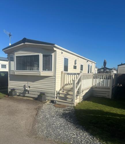 Happy Hilda in Chichester, United Kingdom