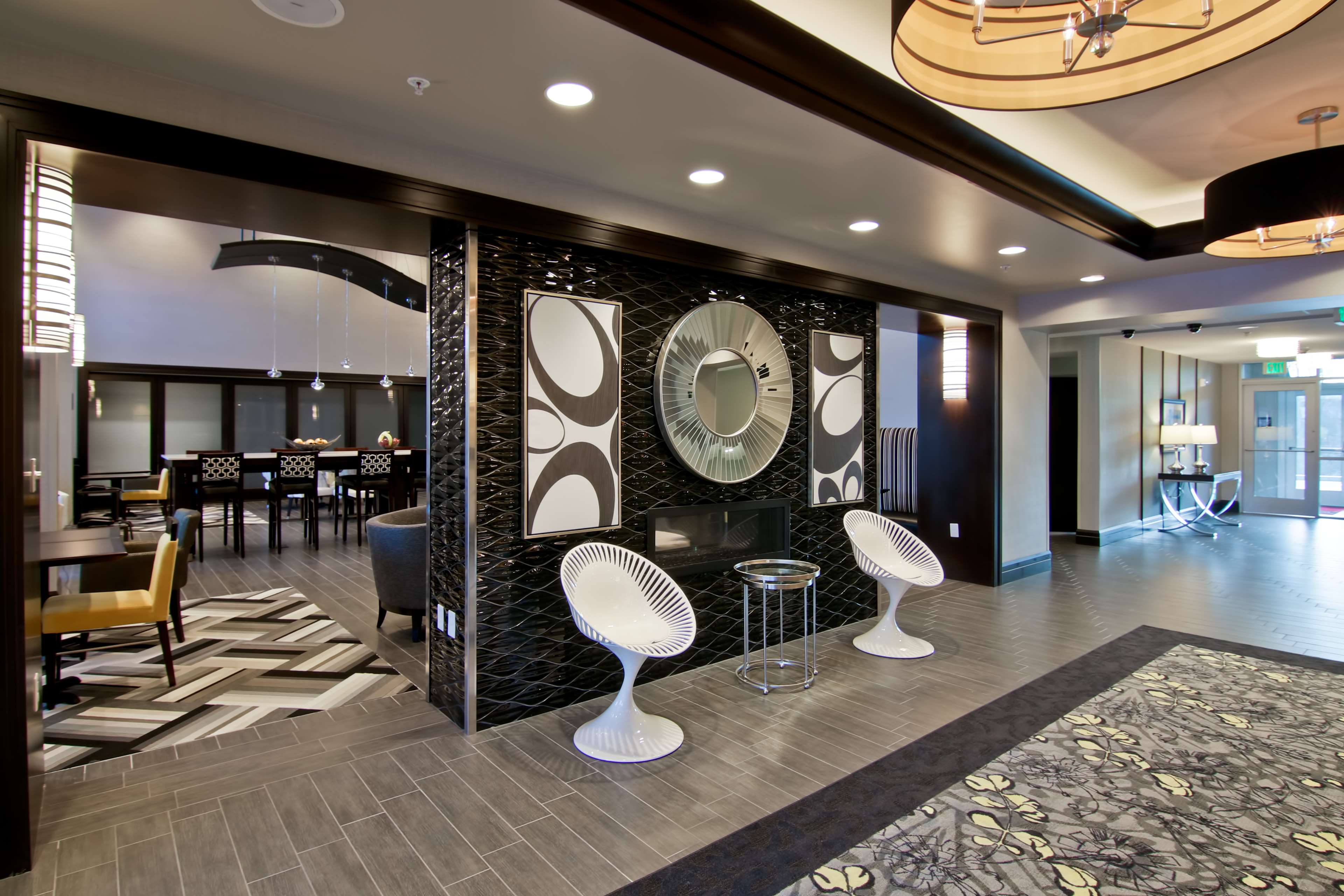 Hampton Inn & Suites Bellevue Downtown Seattle - photo 7