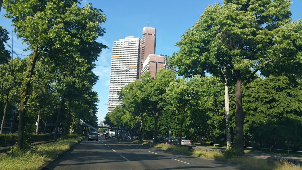 Design Sleepy Cologne — carbon neutral stay, Koeln