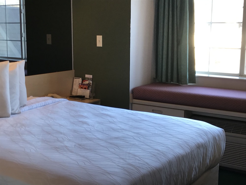 Mariner's Village Resort - photo 10