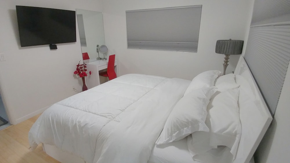 Downtown Hollywood Boutique Hotel - photo 11