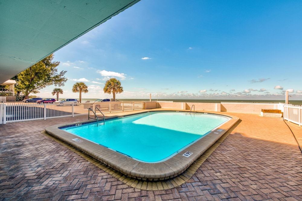 Sunset Chateau 603 - photo 16
